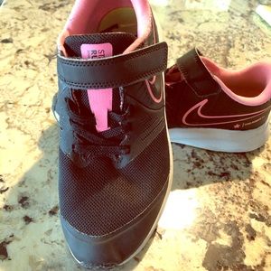 Girls Nike Running Shoe